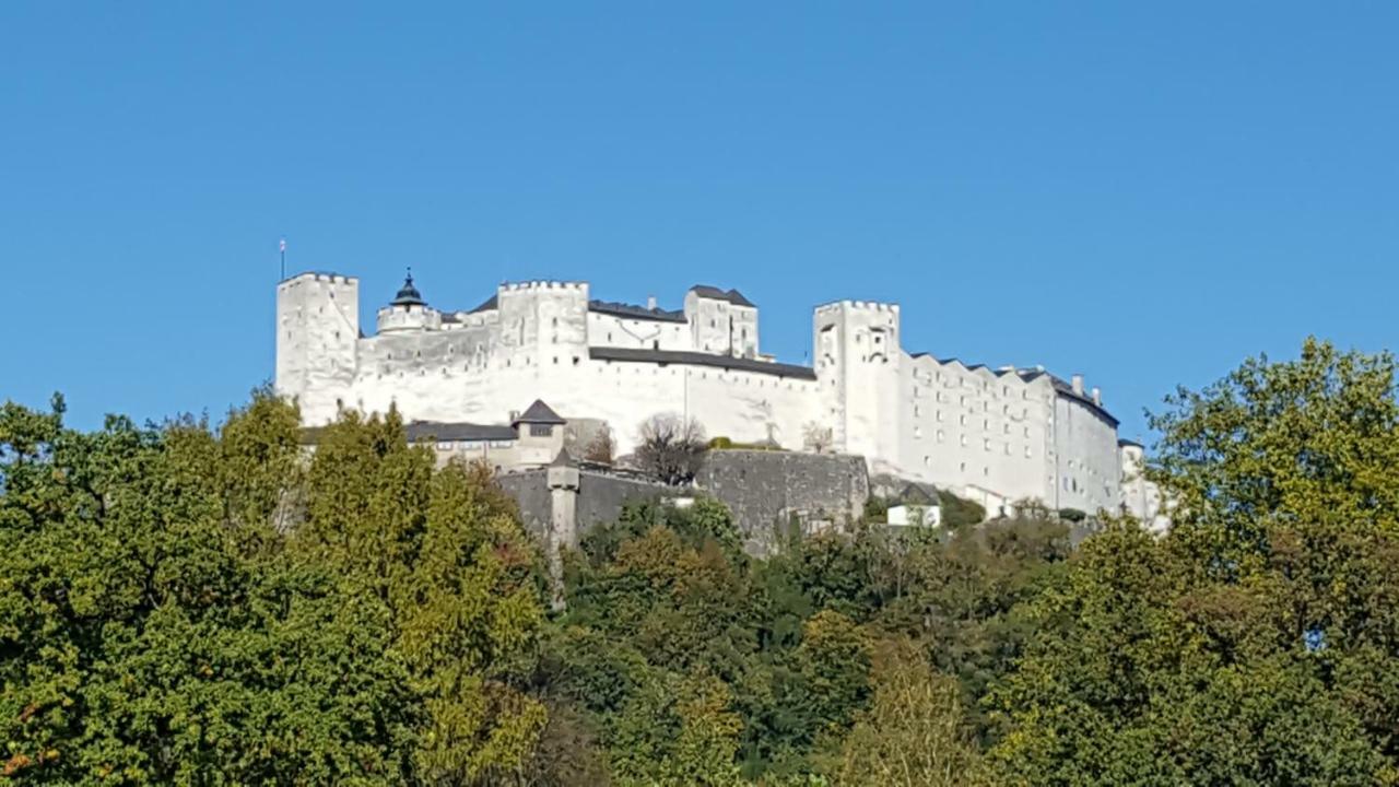 Apartment Villa Leopoldskron Salzburgo Exterior foto
